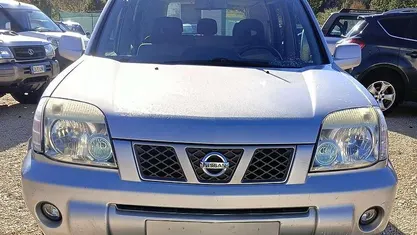 Argento Usata 2004 Nissan X-Trail SUV | 3600 € (Cara)