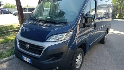 Usata Fiat Ducato 116 CV (85 kW) 2019 Azzurro metallizzato Furgone