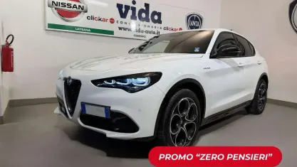 Usata Alfa Romeo Stelvio Veloce 209 CV (153 kW) 2024 Bianco SUV