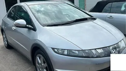 Usata Honda Civic Exclusive 140 CV (102 kW) 2010 Grigio Berlina
