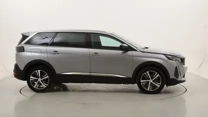 Usata Peugeot 5008 Allure 131 CV (96 kW) 2024 SUV