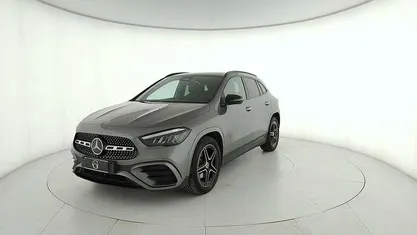 Grigio Usata 2024 Mercedes GLA200 Advanced Plus SUV | 41.900 € (Buon prezzo)