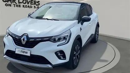 Käytetty Renault Captur Intens 101 HP (74 kW) 2023 Valkoinen Katumaasturi