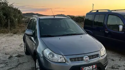 Usata Fiat Sedici Dynamic 135 CV (99 kW) 2010 Grigio SUV