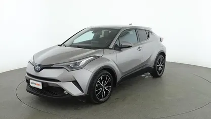 Usata Toyota C-HR Lounge 122 CV (89 kW) 2018 Argento SUV