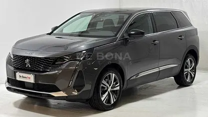 Grigio scuro met. Usata 2023 Peugeot 5008 Allure Monovolume | 24.500 € (Buon prezzo)