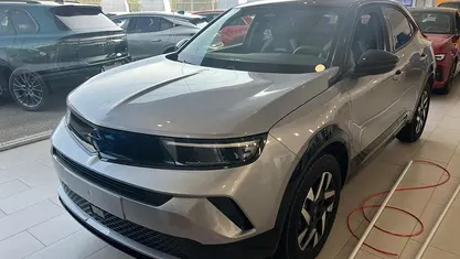 Nuova Opel Mokka 136 CV (100 kW) 2025 Grigio SUV