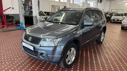 Usata Suzuki Grand Vitara 129 CV (94 kW) 2006 Grigio SUV
