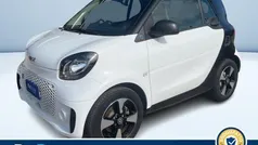 Bianco pastello Usata 2022 Smart ForTwo Electric Drive Passion Tre volumi | 14.200 € (Buon prezzo)