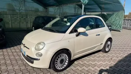 Usata Fiat 500 Lounge 69 CV (50 kW) 2010 Bianco Berlina