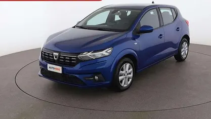 Blu Usata 2021 Dacia Sandero Comfort Due volumi | 11.599 € (Buon prezzo)