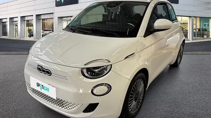 Usata Fiat 500e 69 kW (95 CV) 2025 Utilitaria