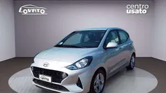 Grigio Usata 2022 Hyundai i10 Due volumi | 12.800 € (Buon prezzo)