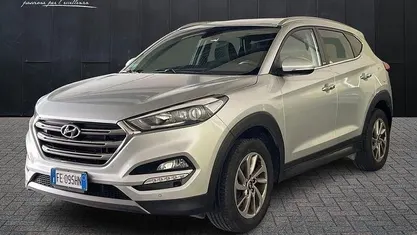 Usata Hyundai Tucson Xpossible 136 CV (100 kW) 2016 Argento SUV