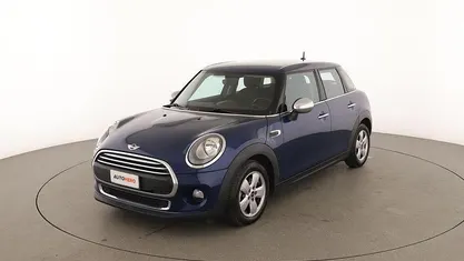 Usata Mini ONE 102 CV (75 kW) 2015 Blu Utilitaria