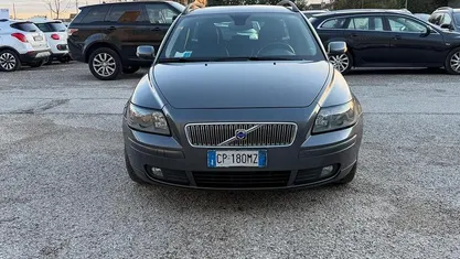 Usata Volvo V50 Momentum 108 CV (79 kW) 2006 Station wagon