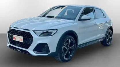 Usata Audi A1 Business 110 CV (80 kW) 2023 Bianco ghiacciaio metallizzato SUV