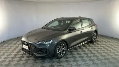 Usata Ford Focus ST-Line 120 CV (88 kW) 2022 Grigio