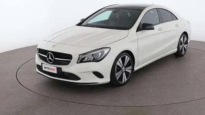 Bianco Usata 2016 Mercedes CLA180 Tre volumi | 18.799 € (Buon prezzo)