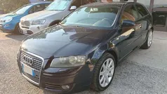 Blu/azzurro Usata 2004 Audi A3 Ambition Tre volumi | 1500 € (Super prezzo)