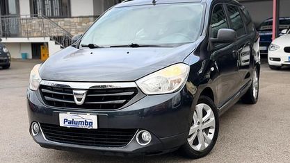 Usata Dacia Lodgy Lauréate 110 CV (80 kW) 2015 Grigio Monovolume
