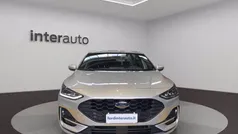 Argento metallizzato Usata 2024 Ford Focus ST-Line Tre volumi | 21.490 € (Buon prezzo)