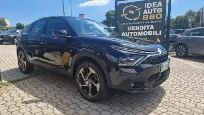 Usata Citroën C4 Shine 131 CV (96 kW) 2023 Nero SUV