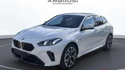Usata BMW 118 M Sport 150 CV (110 kW) 2025 Alpin white pastello Utilitaria