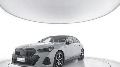 Usata BMW 550e M Sport 313 CV (230 kW) 2024 Berlina