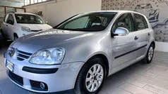 Grigio Usata 2007 VW Golf V Tre volumi | 3490 € (Buon prezzo)