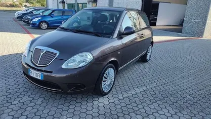 Begagnad Lancia Ypsilon 77 HK (56 kW) 2010 Halvkombi