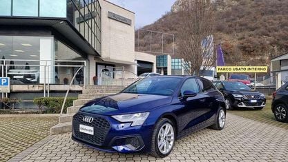 Usata Audi A3 Sportback Business 110 CV (80 kW) 2023 Blu Utilitaria
