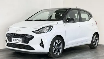 Usata Hyundai i10 67 CV (49 kW) 2023 Bianco Utilitaria