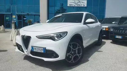 Usata Alfa Romeo Stelvio Super 210 CV (154 kW) 2018 Bianco SUV