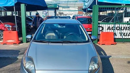 Usata Fiat Grande Punto 65 CV (47 kW) 2009 Grigio Utilitaria