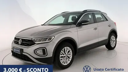 Usata VW T-Roc Life 116 CV (85 kW) 2025 Grigio SUV
