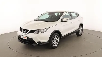 Usata Nissan Qashqai Acenta 110 CV (80 kW) 2017 Bianco SUV