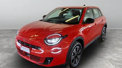 Nuova Fiat 600 Icon 136 CV (100 kW) 2025 Arancione SUV