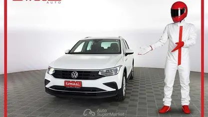 Usata VW Tiguan Life 150 CV (110 kW) 2022 Pure white SUV