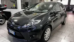 Usata 2011 Ford Fiesta Titanium Tre volumi | 4200 € (Buon prezzo)