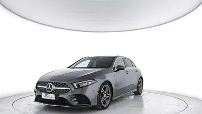 Grigio Usata 2019 Mercedes A180 Premium Due volumi | 19.900 € (Ottimo prezzo)