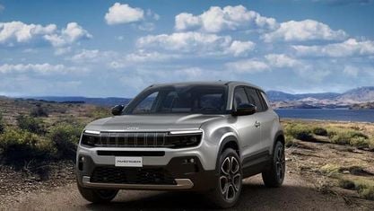 Usata Jeep Avenger Summit 101 CV (74 kW) 2024 Grigio SUV