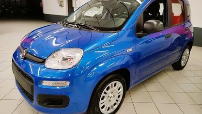 Ny Fiat Panda 69 HK (50 kW) 2025 Blå Halvkombi