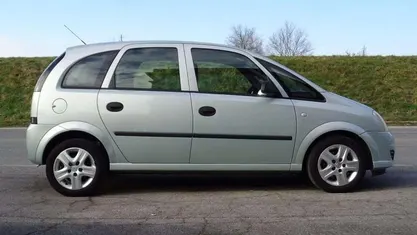 Usata 2010 Opel Meriva Monovolume | 3950 € (Super prezzo)