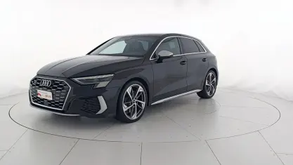 Usata Audi S3 Comfort 310 CV (228 kW) 2022 Nero mito metallizzato Berlina