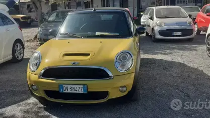 Usata Mini Cooper S Cabriolet 175 CV (128 kW) 2009 Giallo Cabrio