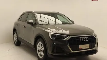 Usata Audi Q3 Business 150 CV (110 kW) 2021 Grigio chronos SUV
