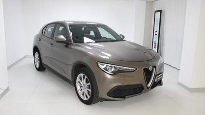 Usata Alfa Romeo Stelvio Executive 210 CV (154 kW) 2019 Beige SUV
