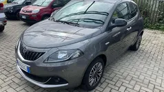 Grigio Usata 2023 Lancia Ypsilon Gold Due volumi | 11.990 € (Buon prezzo)