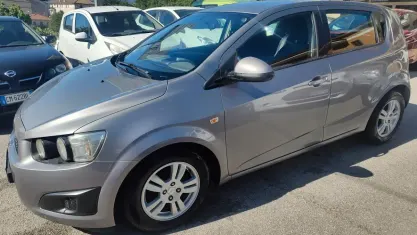 Usata Chevrolet Aveo LT 86 CV (63 kW) 2012 Grigio Berlina